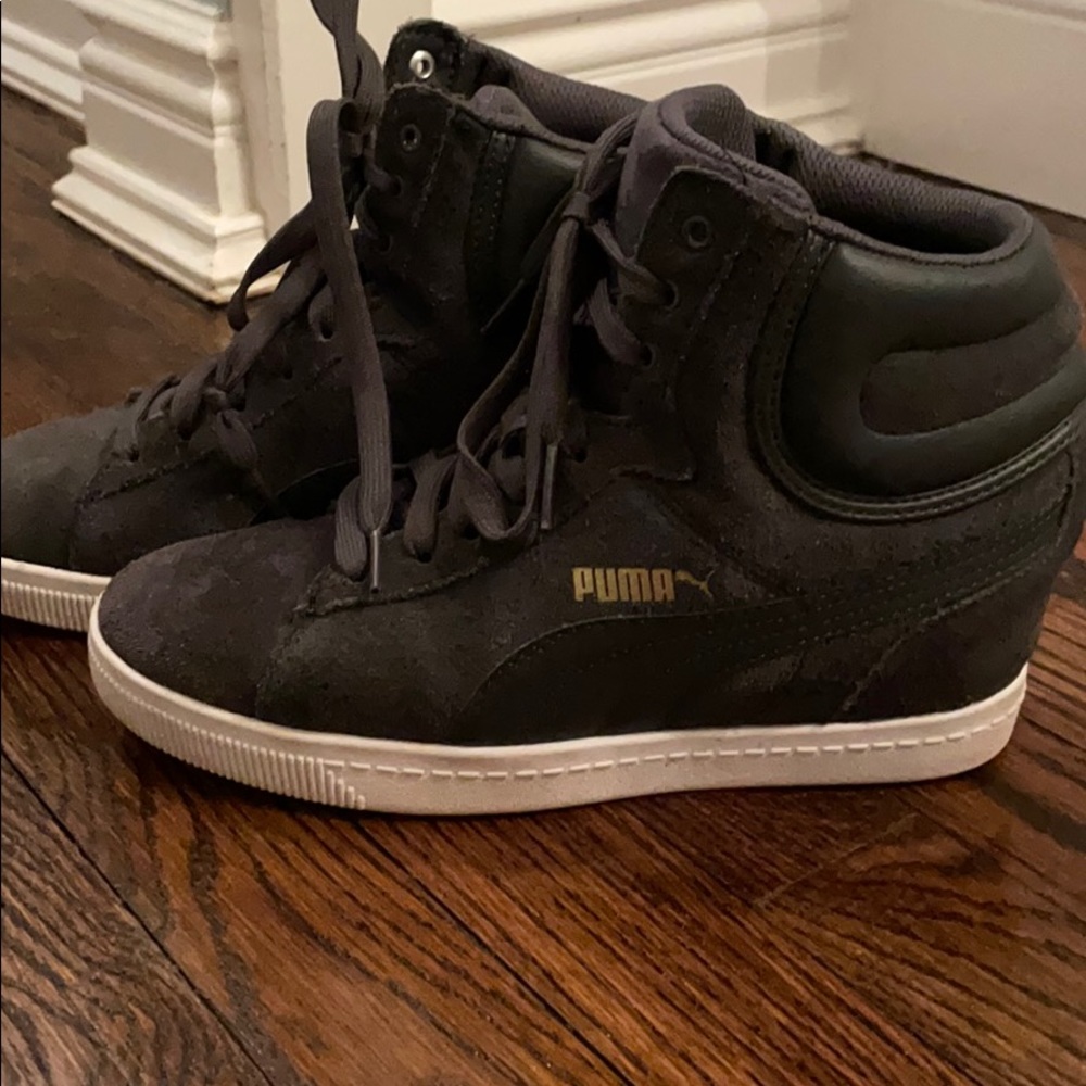 Puma charcoal grey wedge velvet sneaker